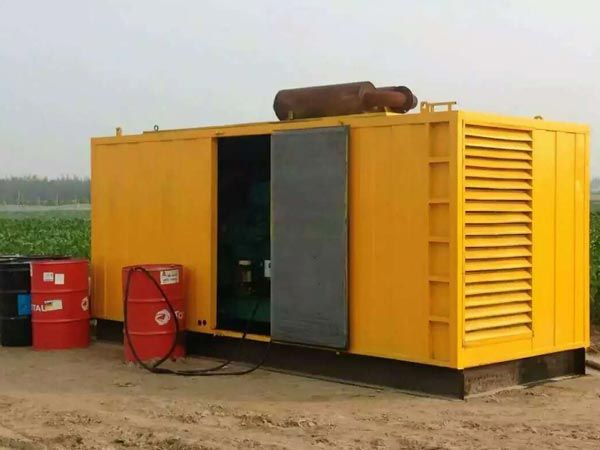 泸溪安装新的水冷式机油散热器密封件有哪些注意事项？